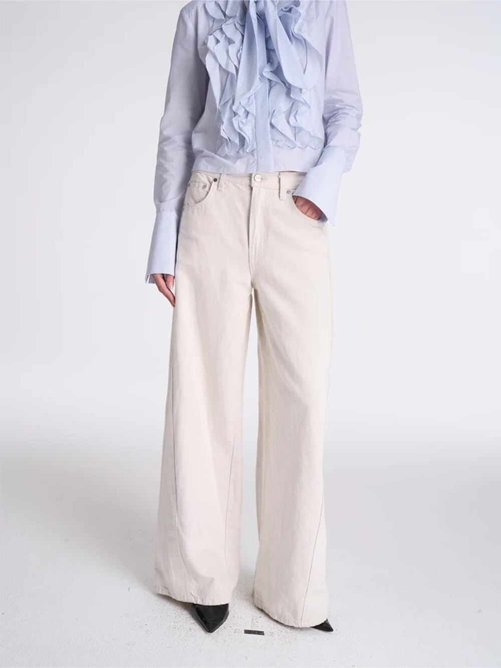 TWP NWT Almost Famous Wide Leg Jeans Natural Size 29